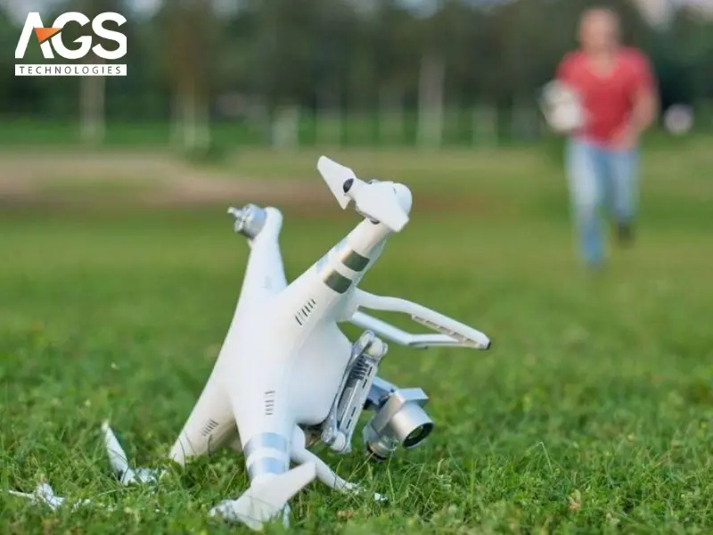 Flycam tự rơi hoặc mất kiểm soát