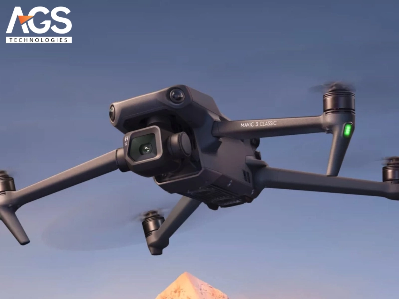 DJI Mavic 3 Classic với nhiếp ảnh gia và nhà quay phim chuyên nghiệp