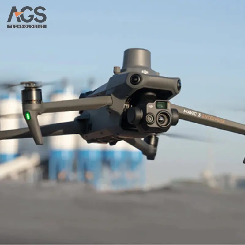 Thách thức và xu hướng phát triển khi sử dụng drone kiểm tra pin mặ trời