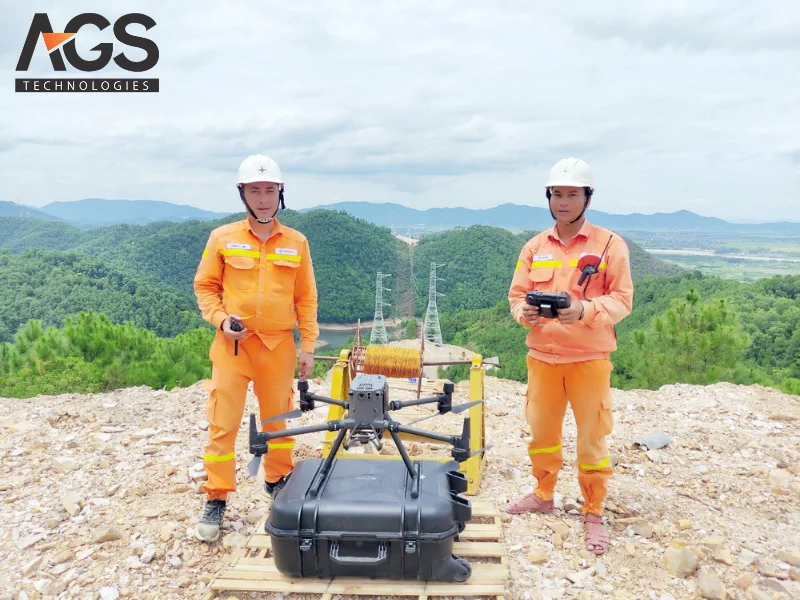 Kéo dây mồi và lắp đặt cáp quang