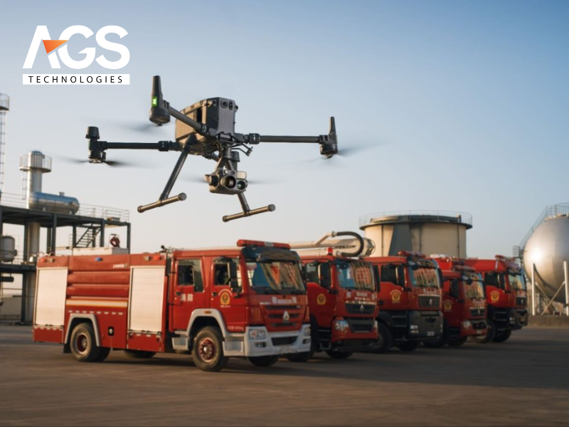 Hỗ trợ tìm kiếm cứu nạn và liên lạc