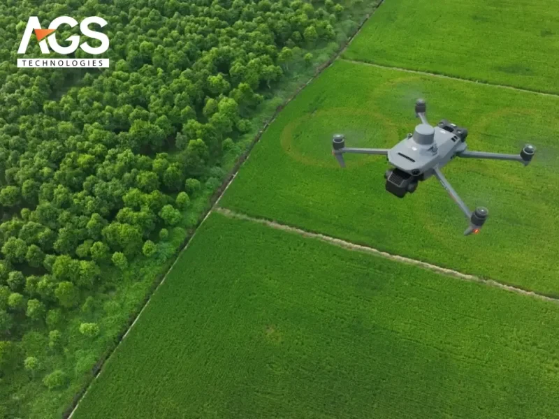 Drone tuần tra giám sát rừng