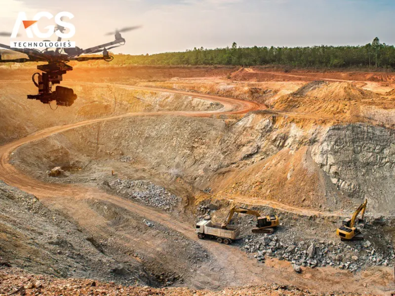 Drone giám sát khối lượng đào đắp mỏ
