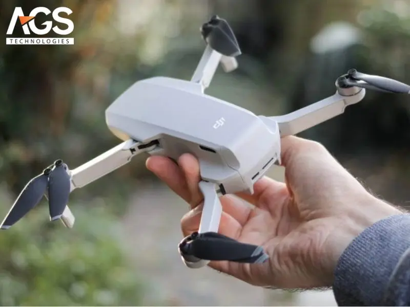 Flycam mini nhỏ gọn và tiện lợi 